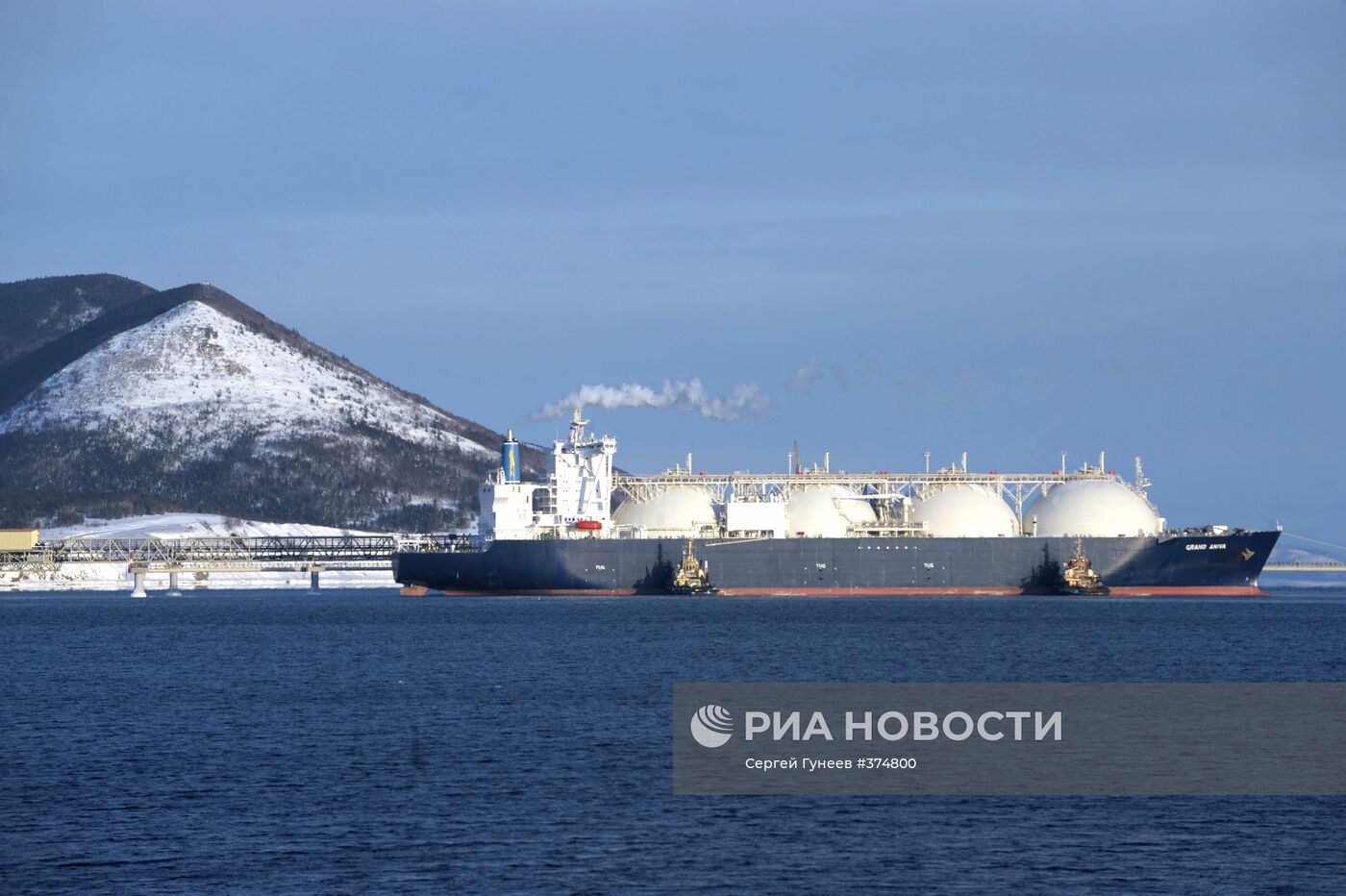 Первый завод по производству сжиженного газа (СПГ) на Сахалине