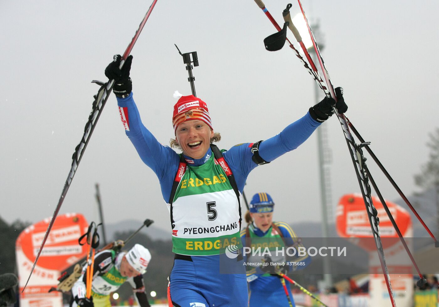 О.Зайцева победила в масс-старте на чемпионате мира по биатлону
