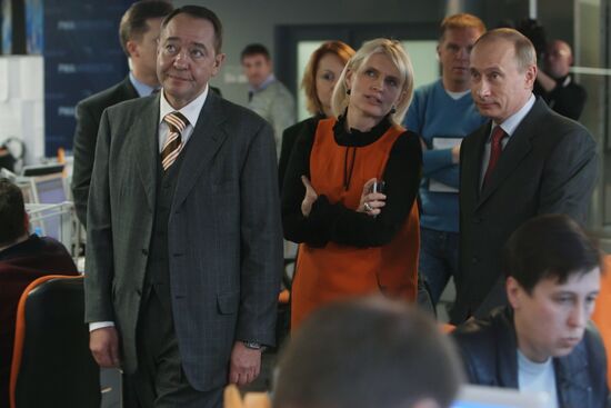 Премьер-министр РФ В.Путин посетил агентство "РИА Новости"