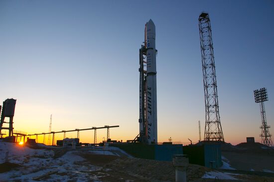 Старт ракеты "Зенит-3SLБ" со спутником Telstar-11N