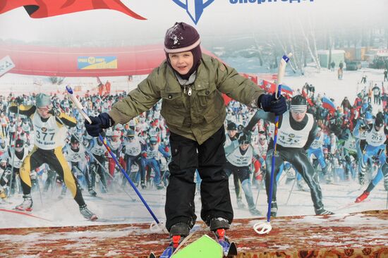 Лыжные гонки и масленичные гуляния в Москве