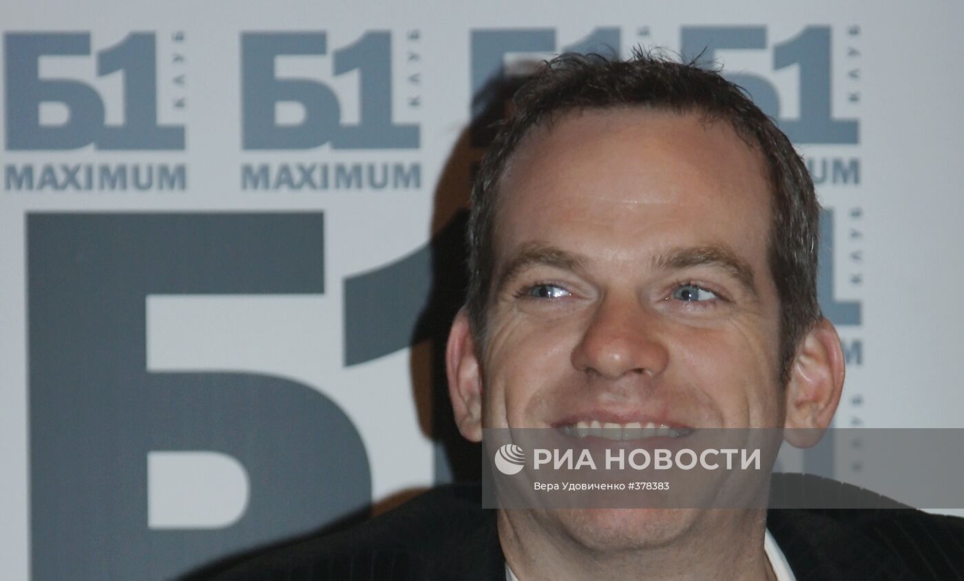 Канадский певец Гару