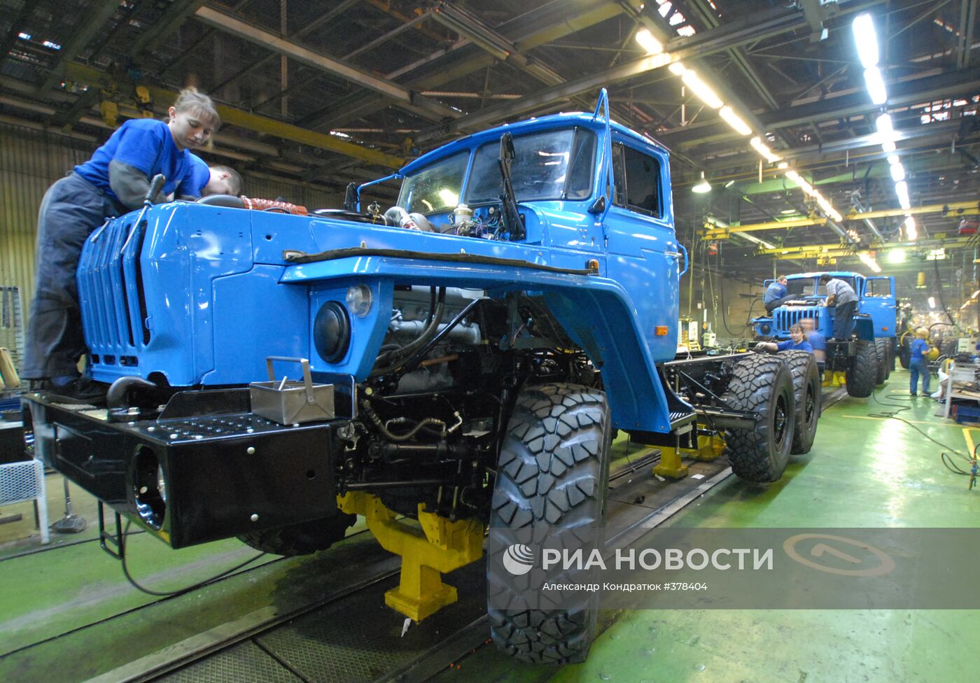 Уральский автомобильный завод