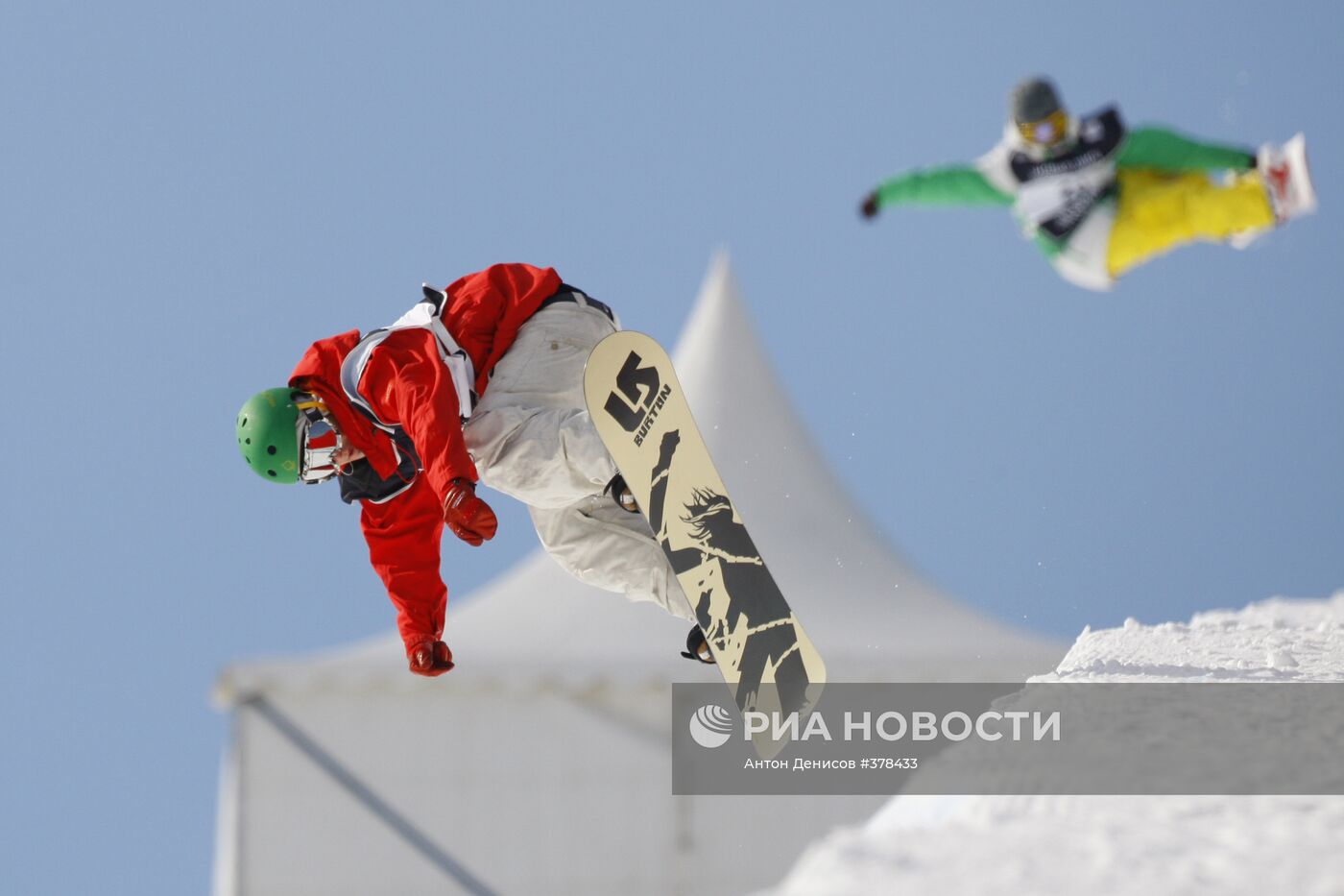 Этап Кубка Европы по сноуборду в Москве
