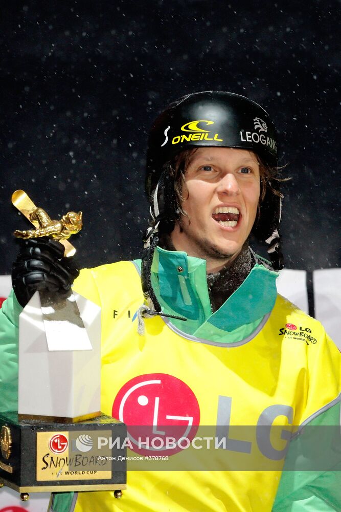 Финал Кубка Мира по сноуборду в дисциплине биг-эйр в Москве