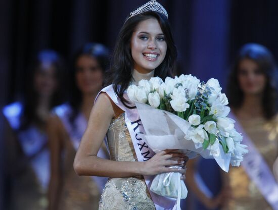 К.Шепилова стала второй вице-мисс на конкурсе "Мисс Россия 2009"