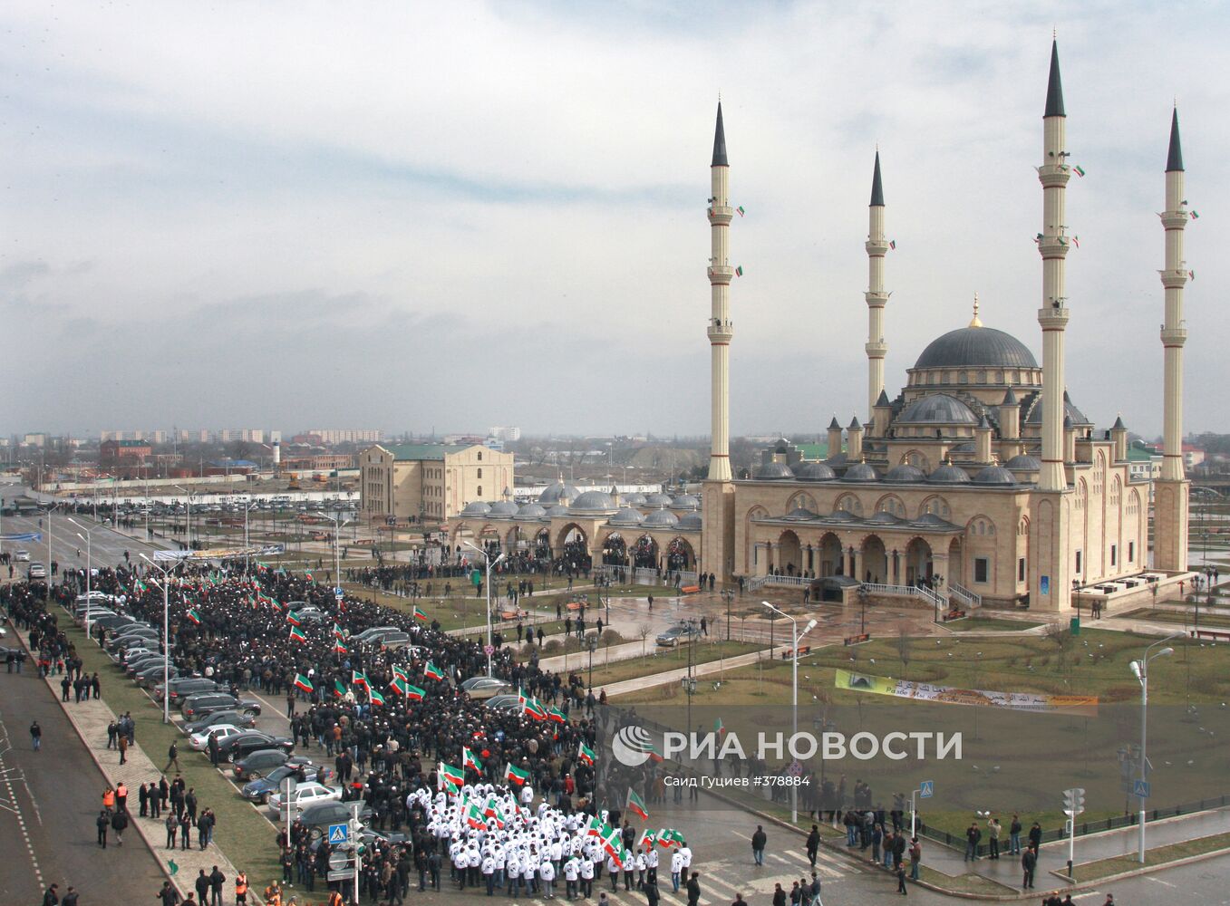 День рождения пророка Мухаммеда празднуют в Чечне