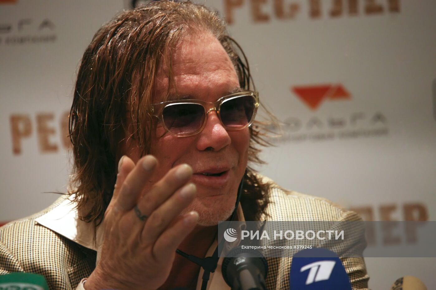 Голливудский актер Микки Рурк в Москве