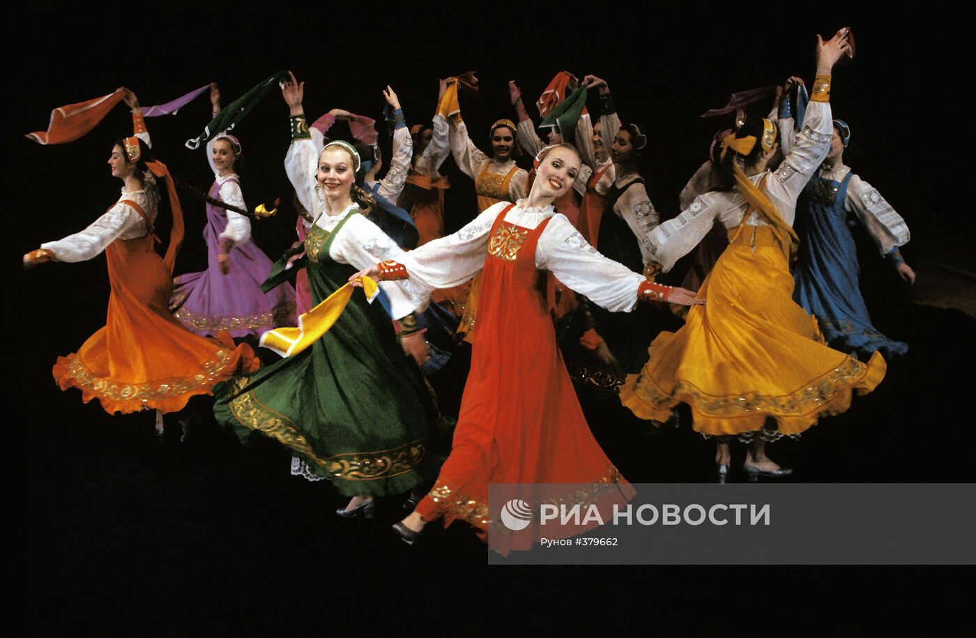 Выступление Ансамбля танца России