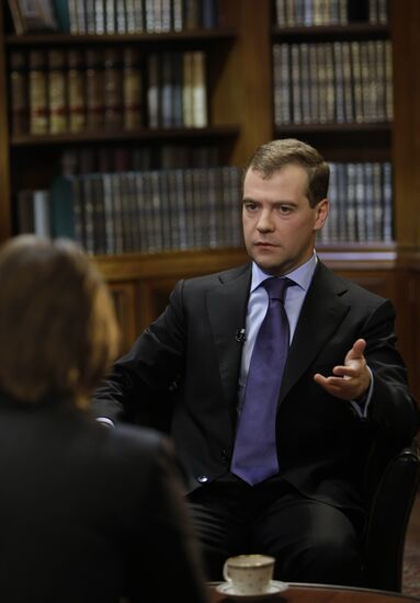 Д.Медведев дал интервью "Первому каналу"