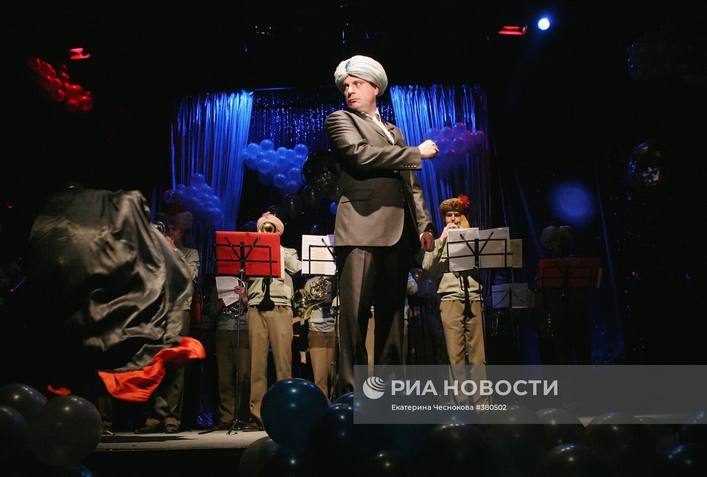 Вечеринка в честь праздника Пурим прошла в театре "Эрмитаж"