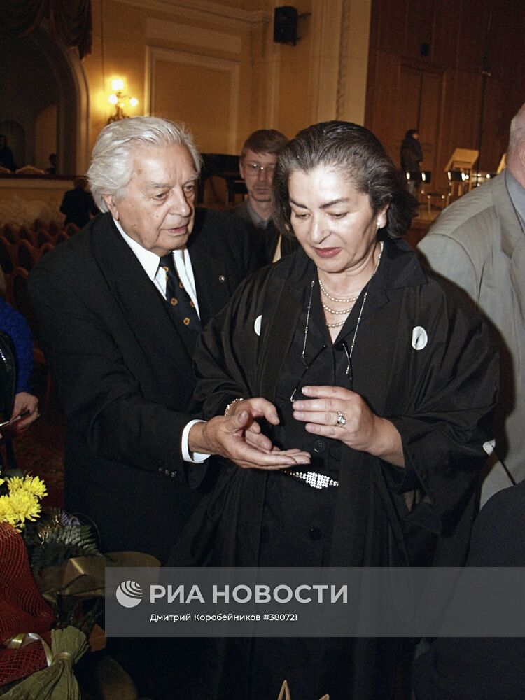 Юрий Любимов с супругой