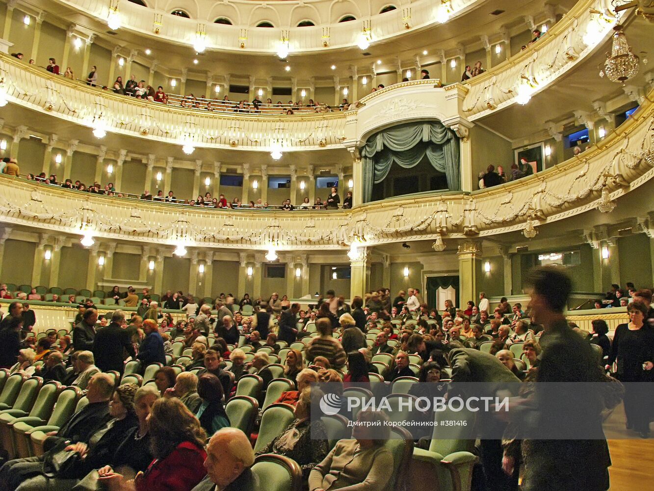 В зрительном зале Большого театра (Новая сцена) | РИА Новости Медиабанк