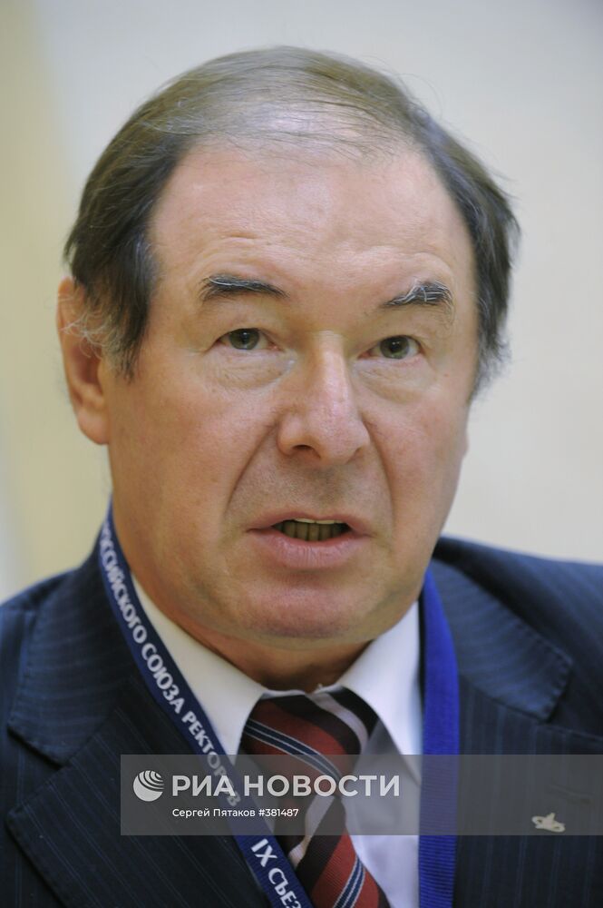 Алексей Забелин