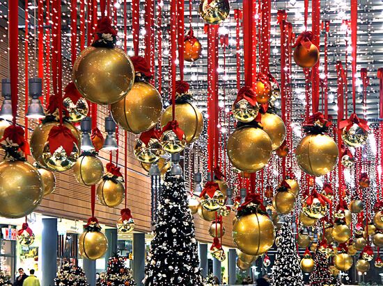 Торговый комплекс в Берлине перед Рождеством