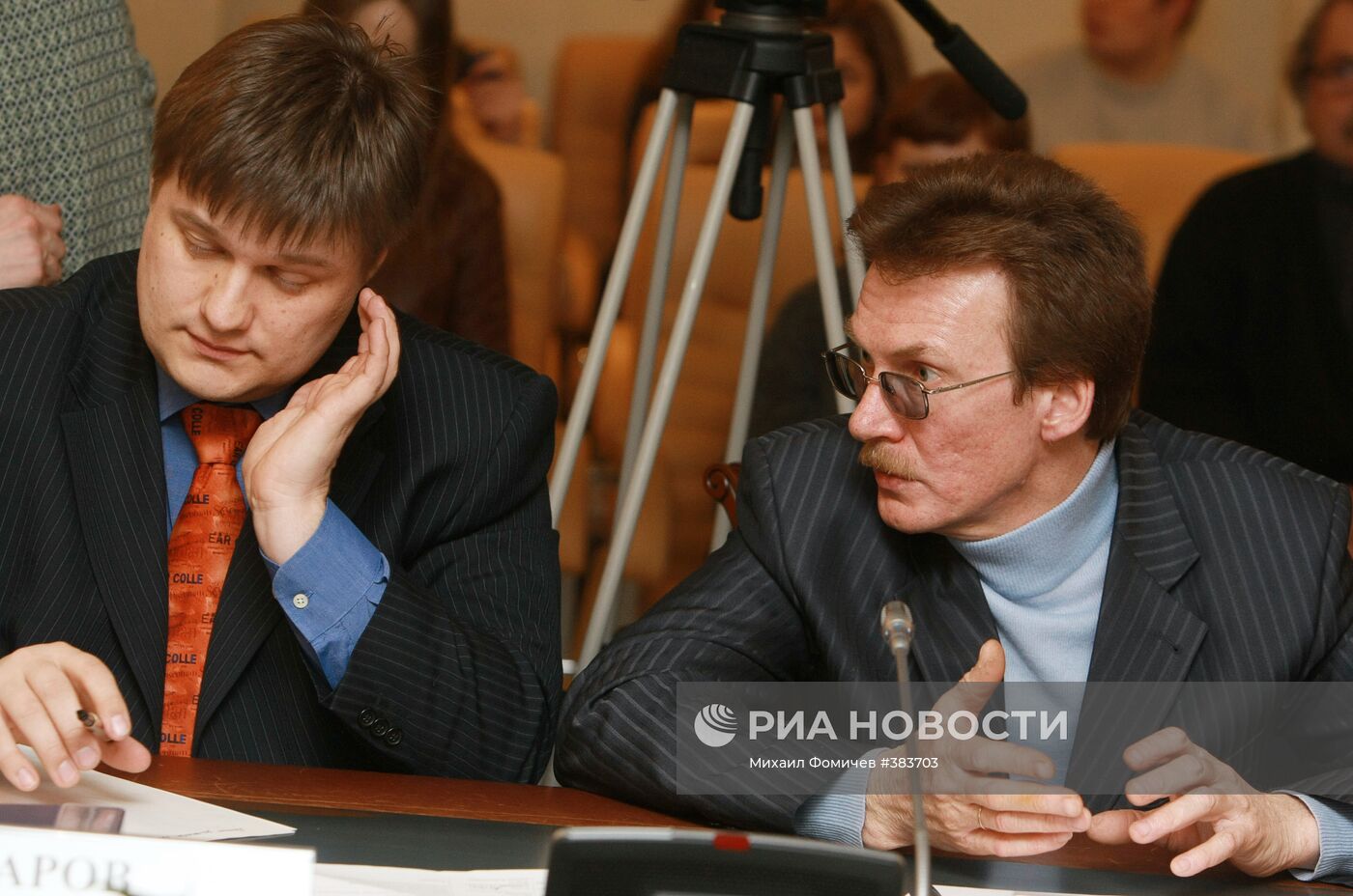 Антон Агеев со своим адвокатом