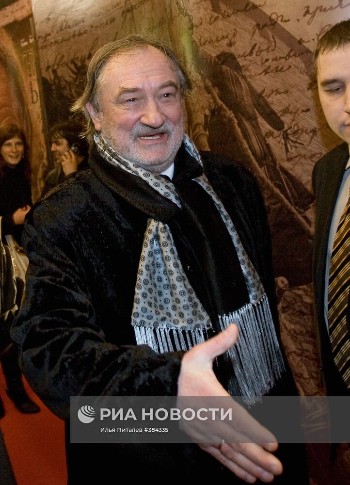 Премьера фильма "Тарас Бульба" прошла в кинотеатре "Октябрьский"