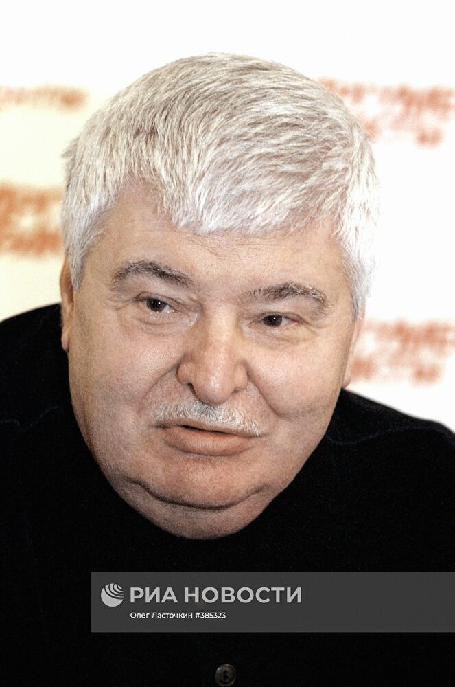 Председатель общественного совета РСДП Г.Попов
