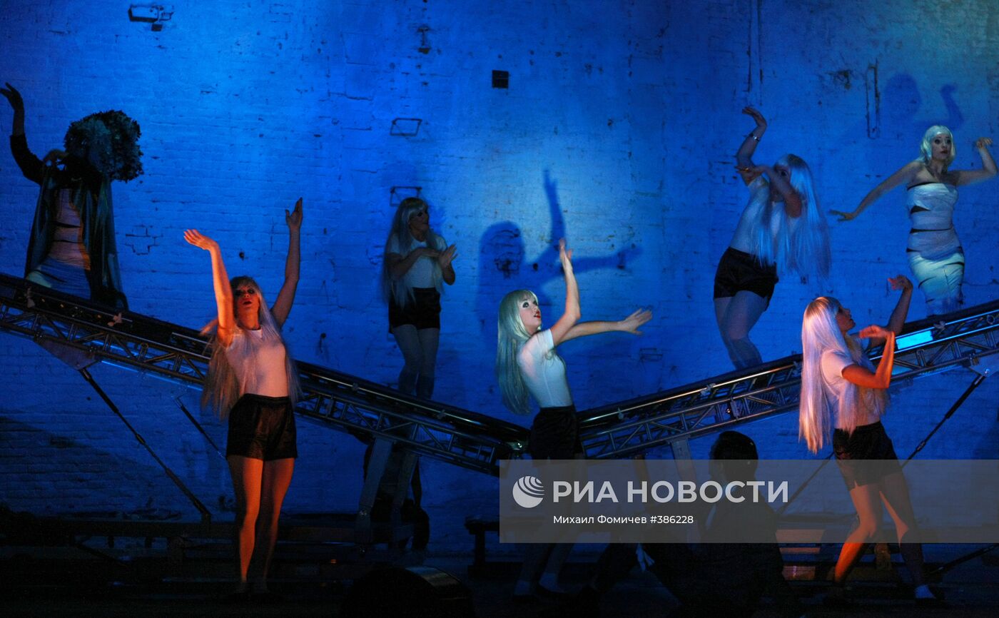 Новый спекталь Театра на Таганке "Сказки"