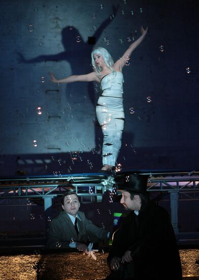 Новый спекталь Театра на Таганке "Сказки"