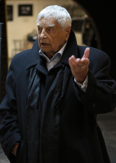 Новый спекталь Театра на Таганке "Сказки"