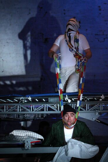 Новый спекталь Театра на Таганке "Сказки"