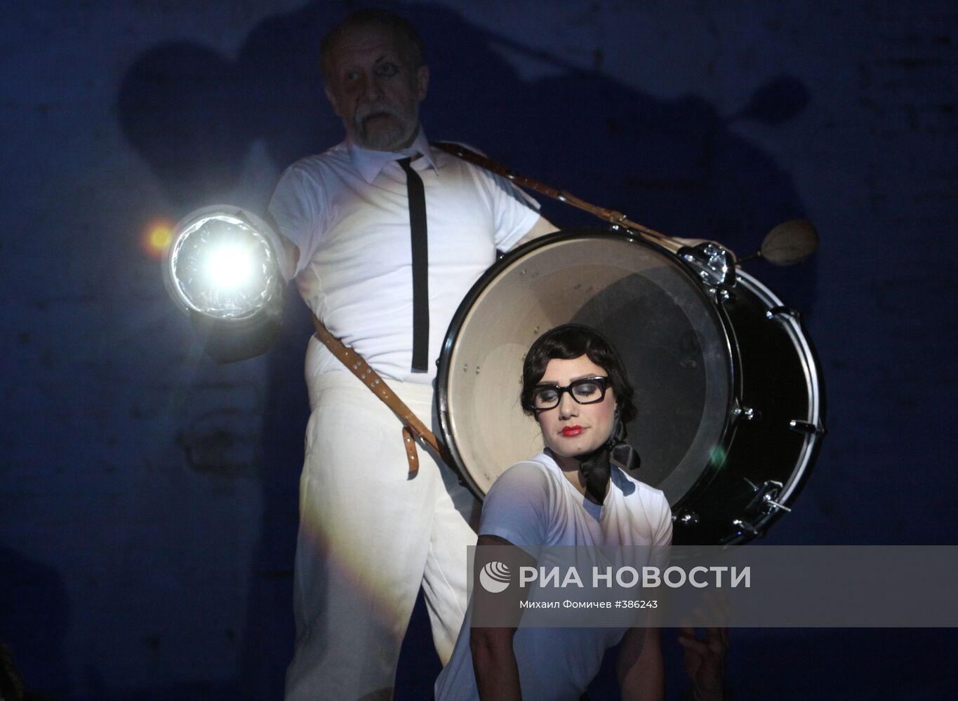 Новый спекталь Театра на Таганке "Сказки"