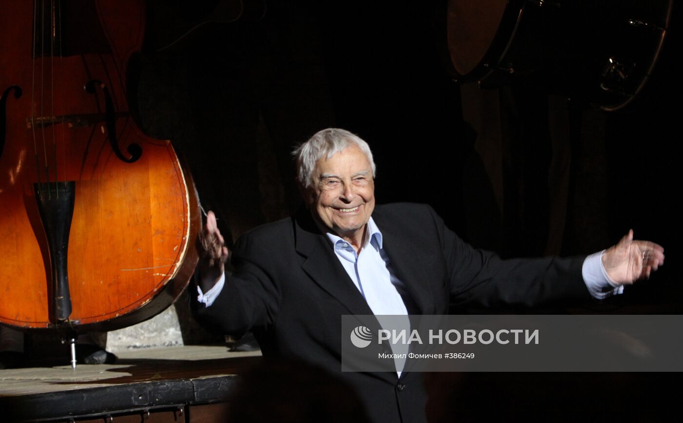 Новый спекталь Театра на Таганке "Сказки"