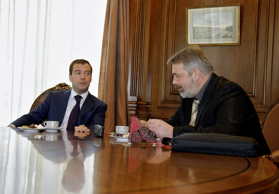 Д.Медведев дал интервью "Новой газете"
