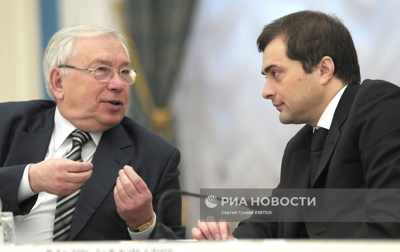 Д.Медведев провел заседание Совета по правам человека