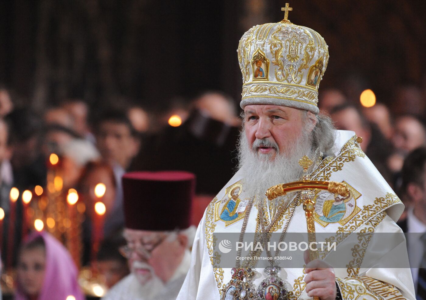 Пасхальное богослужение в храме Христа Спасителя в Москве