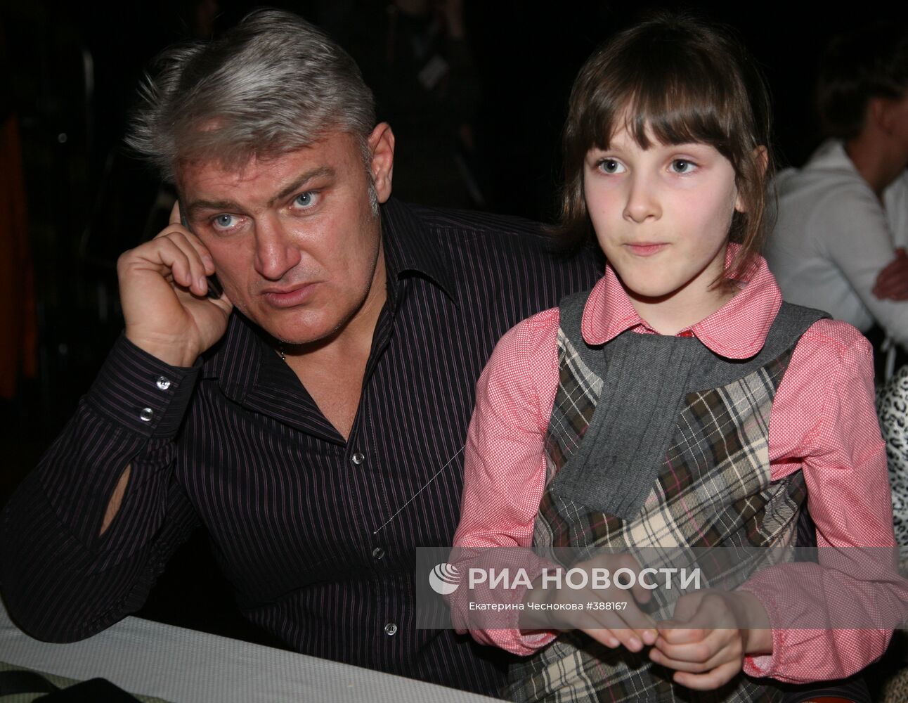 Телеведущий Владимир Турчинский с дочерью Ксенией