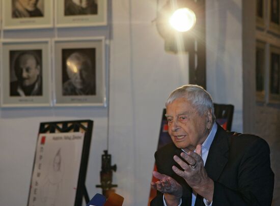 Юрий Любимов