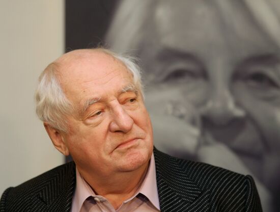 Марк Захаров