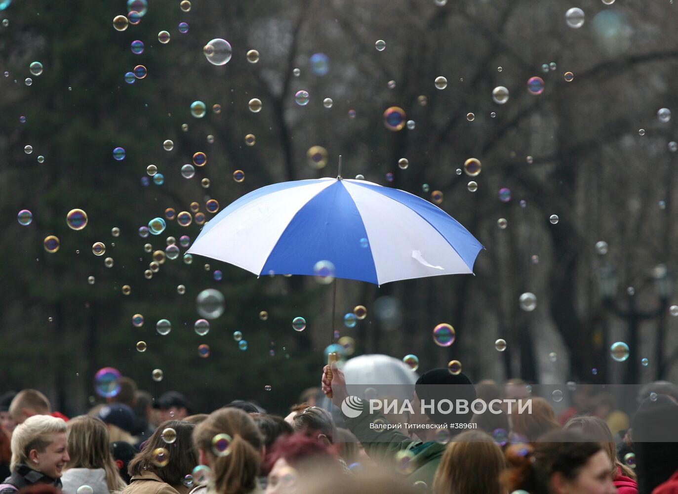 День мыльных пузырей в Новосибирске