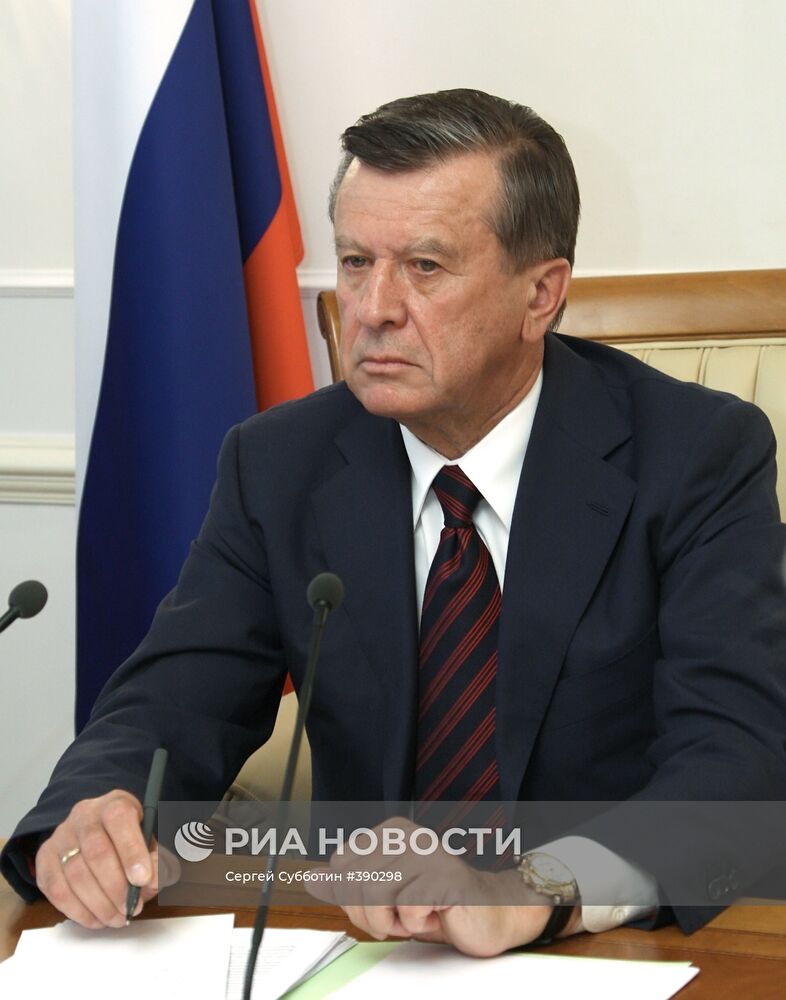 В.Зубков провел заседание Комиссии правительства РФ