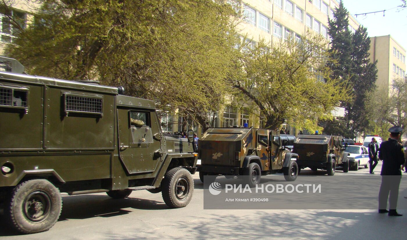 Неизвестный открыл стрельбу в Азербайджанской нефтяной академии