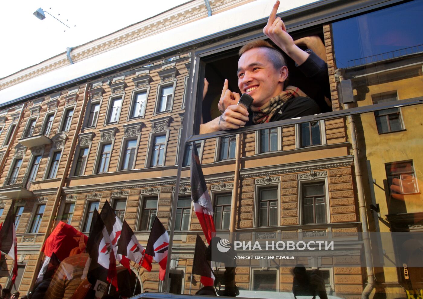 Первомайское шествие в Санкт-Петербурге