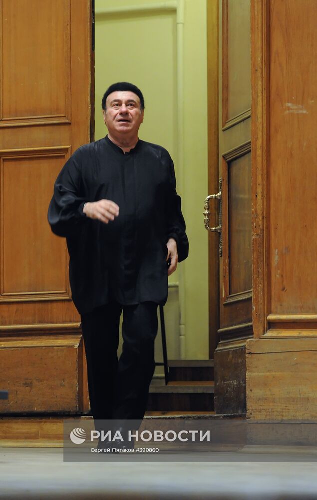 Оперный певец Зураб Соткилава дал концерт в Москве