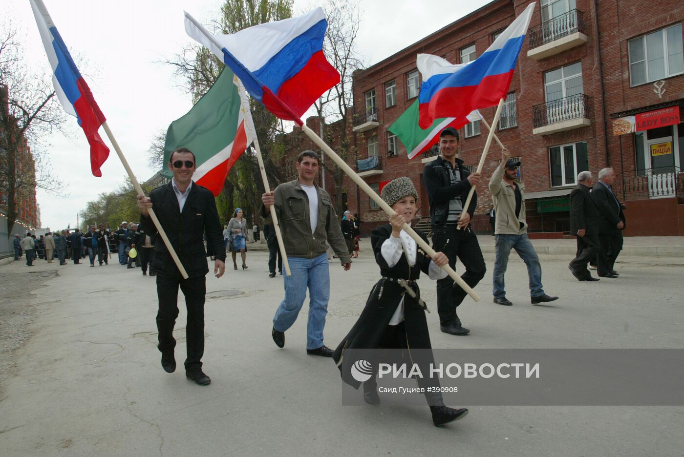 Праздничные гулянья в Грозном