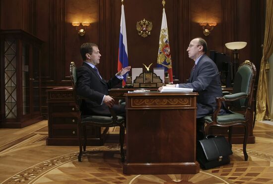 Д.Медведев провел встречу с М. Мокрецовым