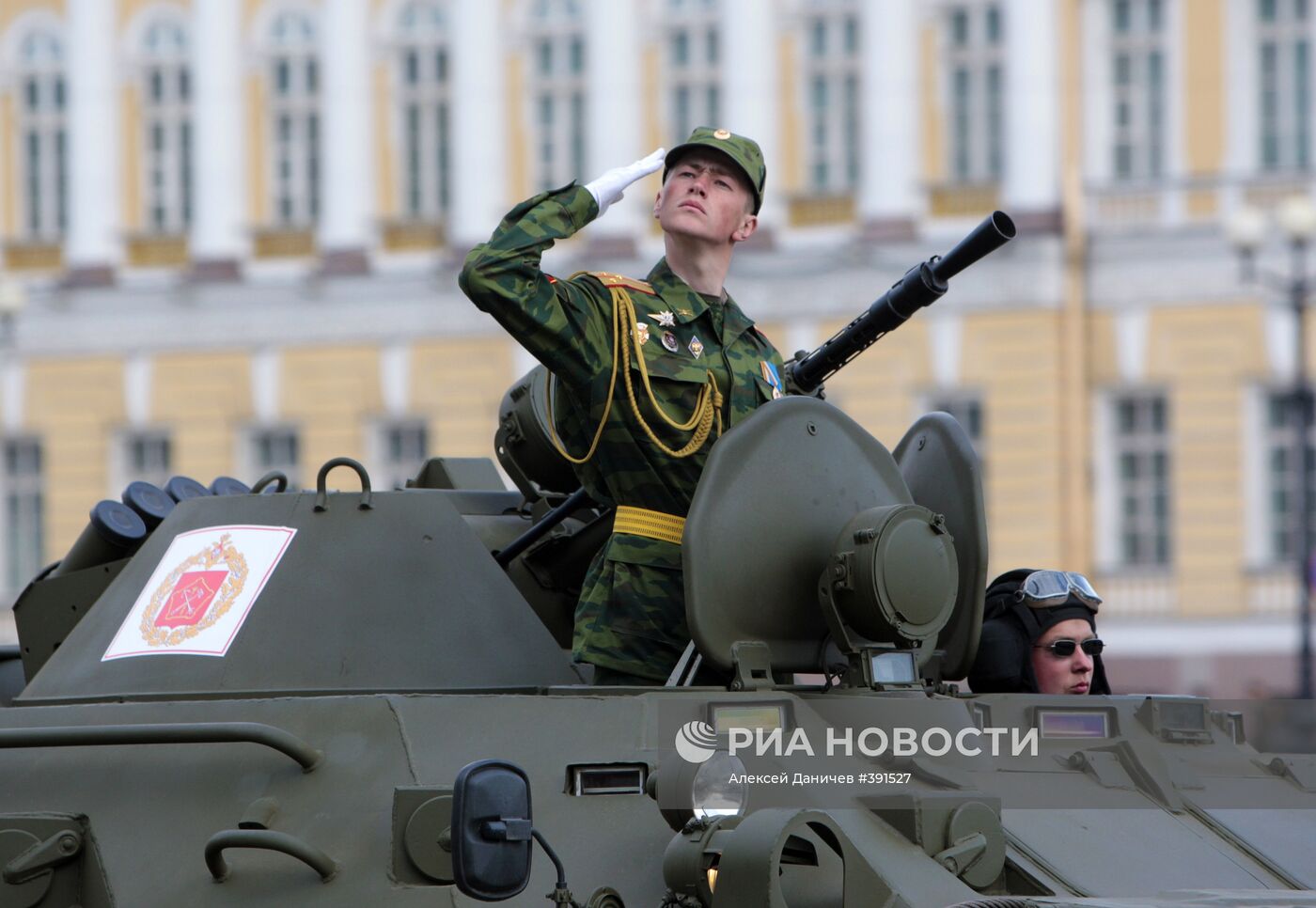 Генеральная репетиция Парада Победы в Санкт-Петербурге