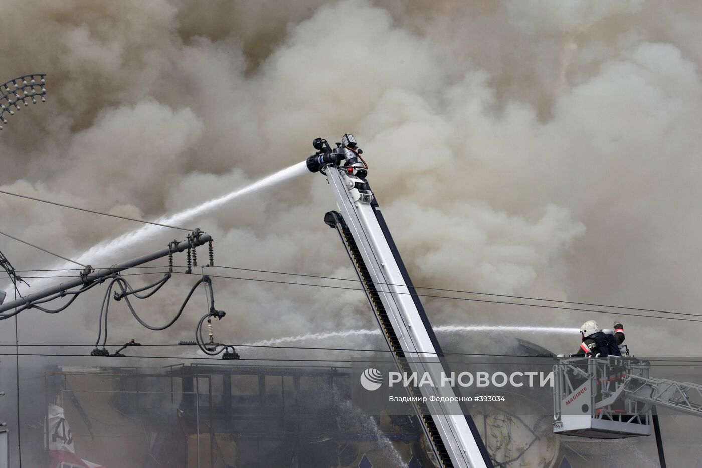 Пожар в игровом развлекательном центре на Смоленской площади