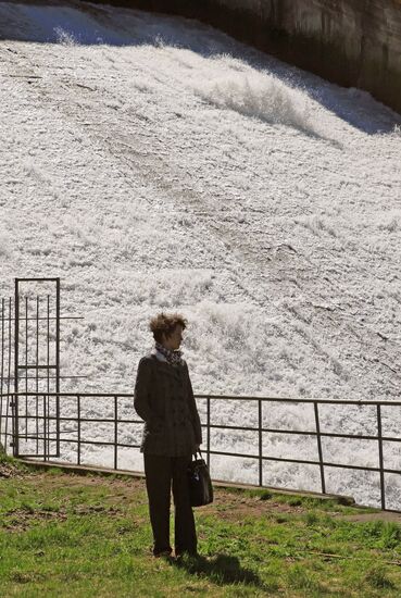 Нарвская ГЭС отмечает 40-летие окончания строительства