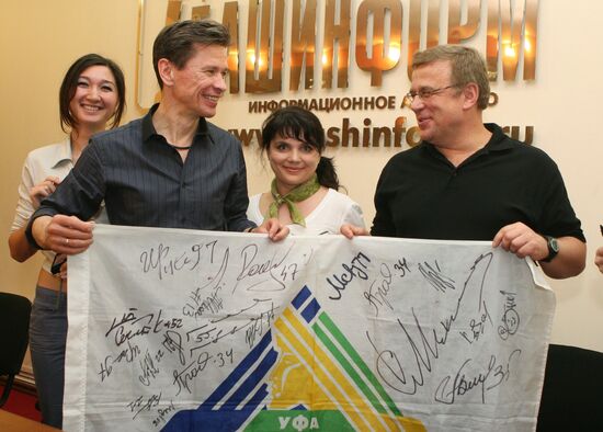 Пресс-конференция Вячеслава Быкова и Игоря Захаркина в Уфе