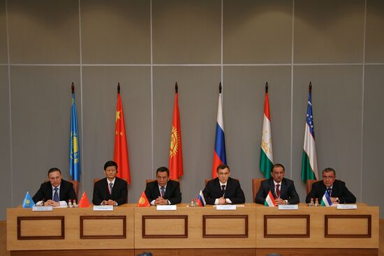Главы МВД стран ШОС провели совещание в Екатеринбурге