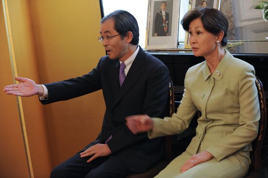 Посол Японии в России Масахару Коно с супругой