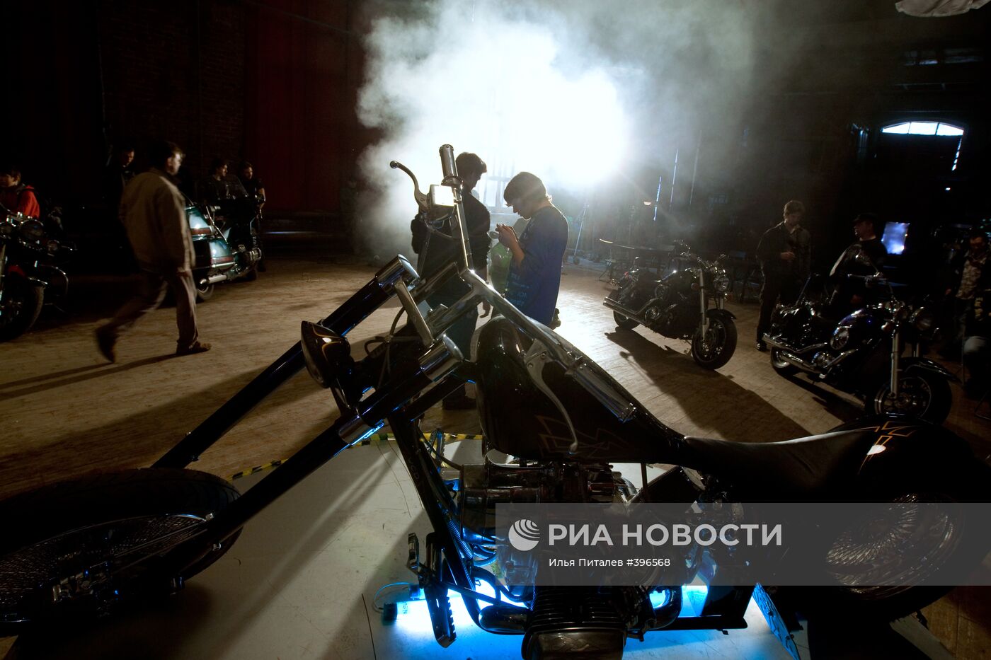 Съемки молодежной мелодрамы режиссера И.Хотиненко "Байкер"