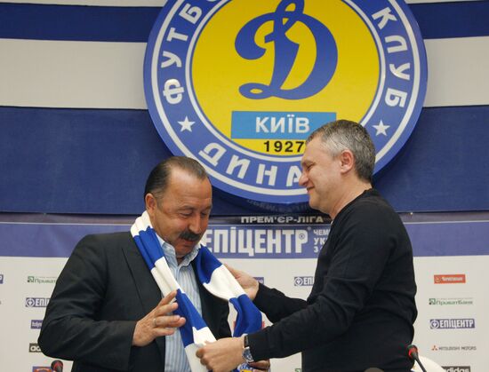 В. Газзаев официально представлен как тренер киевского "Динамо"