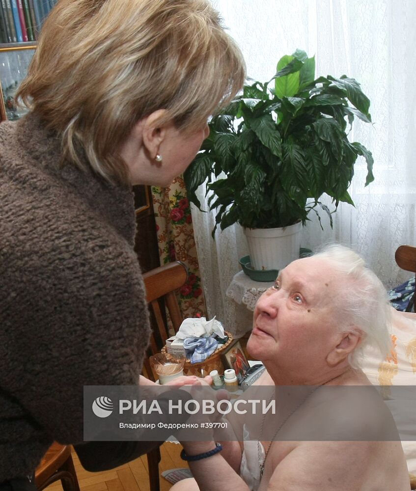 Доктор Лиза — Елизавета Глинка оказывает помощь на дому